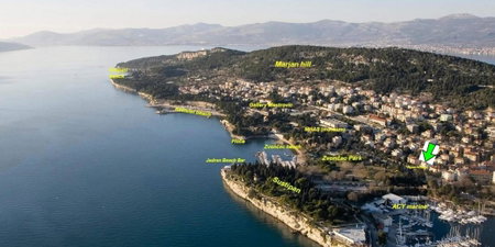 IBIS Your Cosy Oasis With Private Parking and Patio, Split, Croatia