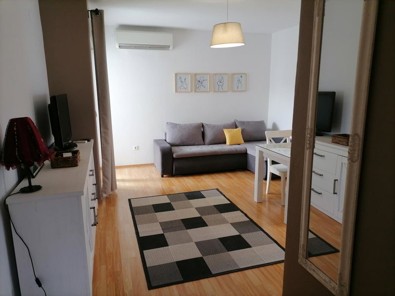 Apartments Dora Bibinje, 30 m from the sea, Bibinje, Croatia