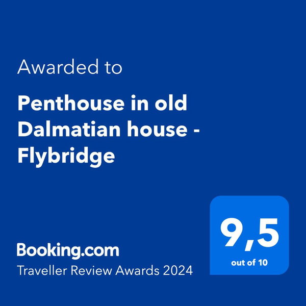 Penthouse in old Dalmatian house - Flybridge, Hvar, Croatia