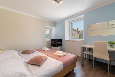 Apartments Leonarda, Trogir, Croatia