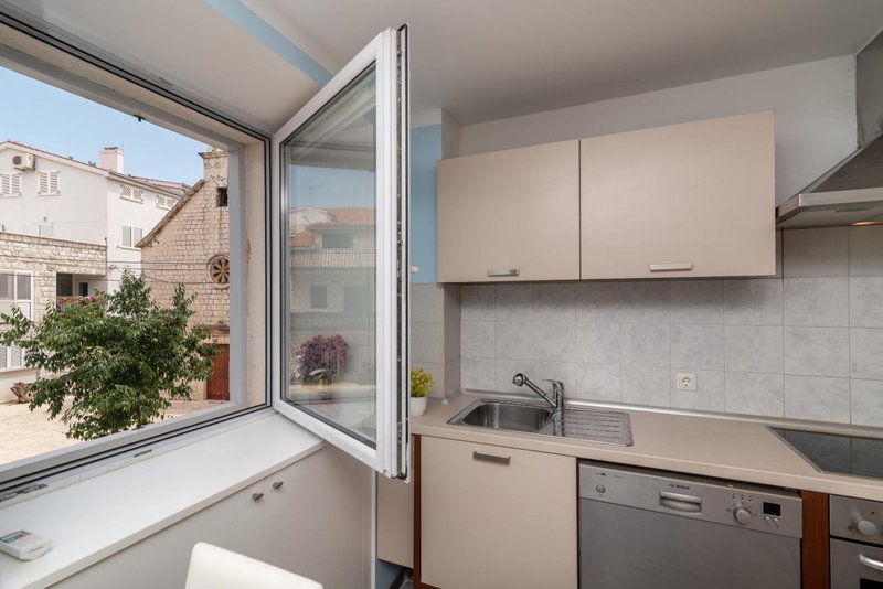 Apartments Leonarda, Trogir, Croatia