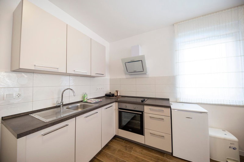 Apartmani tamaris, Ugljan, Croatia