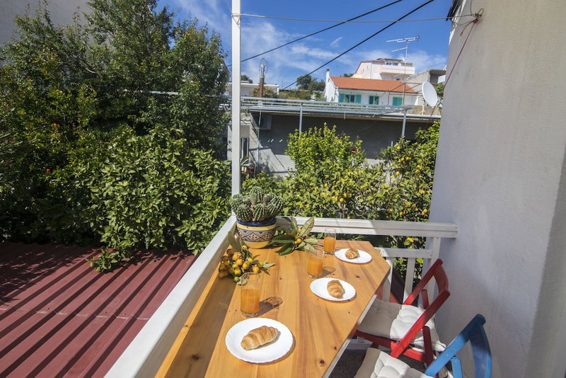 Apartments and Rooms Nikol, Hvar, Croatia