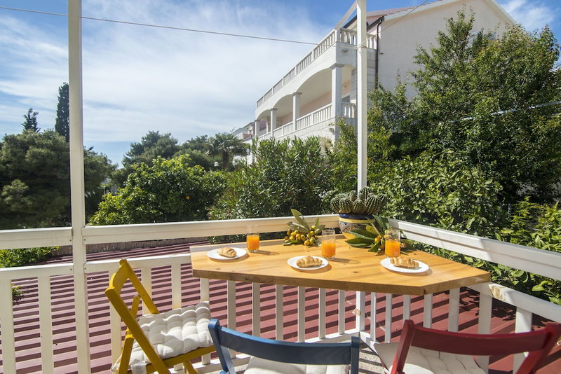 Apartments and Rooms Nikol, Hvar, Croatia