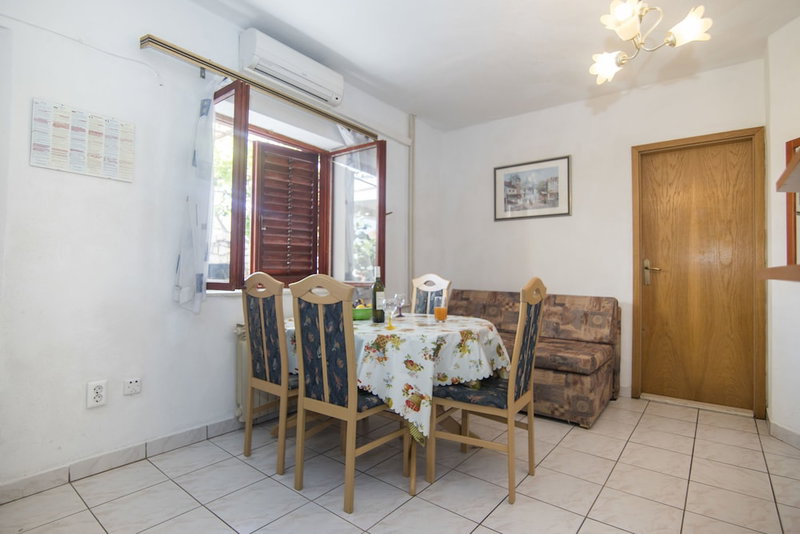 Apartments and Rooms Nikol, Hvar, Croatia