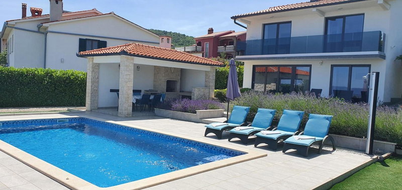 Maris, Drenje, Croatia