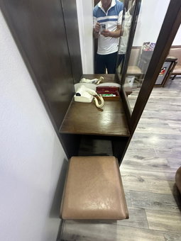 Hoàng Gia Long Biên Hotel, Hanoi, Vietnam
