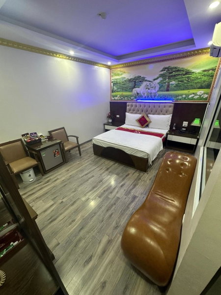Hoàng Gia Long Biên Hotel, Hanoi, Vietnam