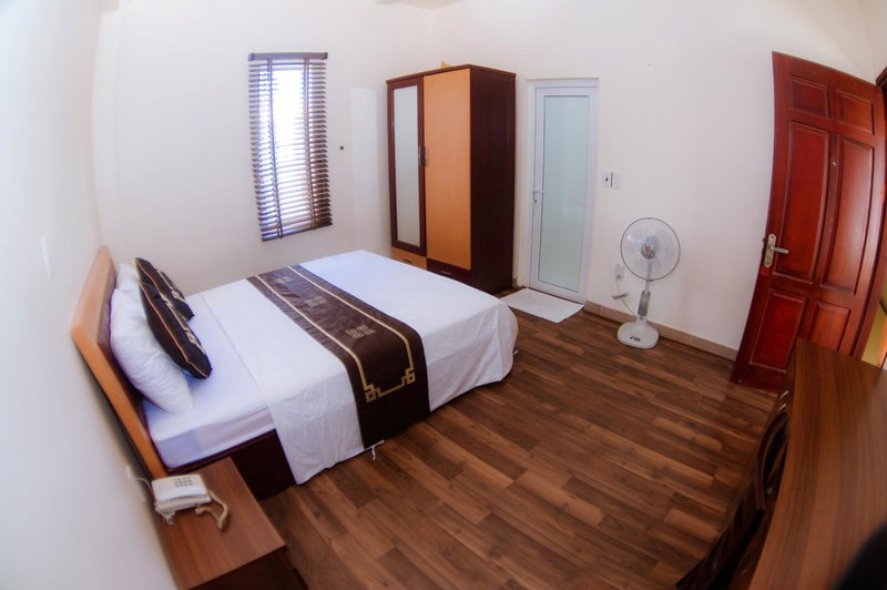 Rose Hotel, Hai Phong, Vietnam