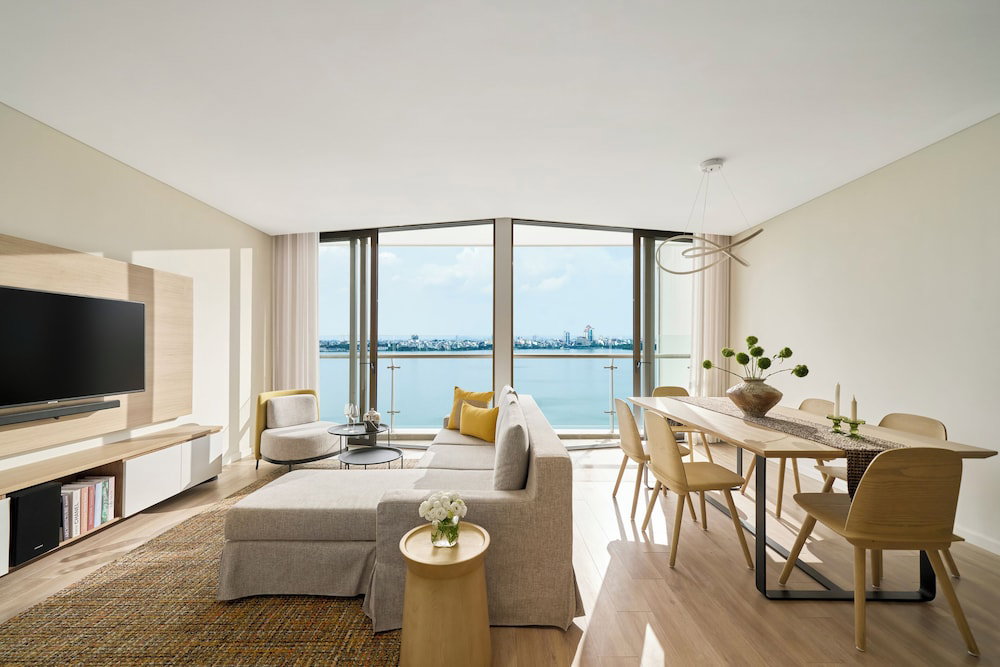 PARKROYAL Serviced Suites Hanoi, Vietnam