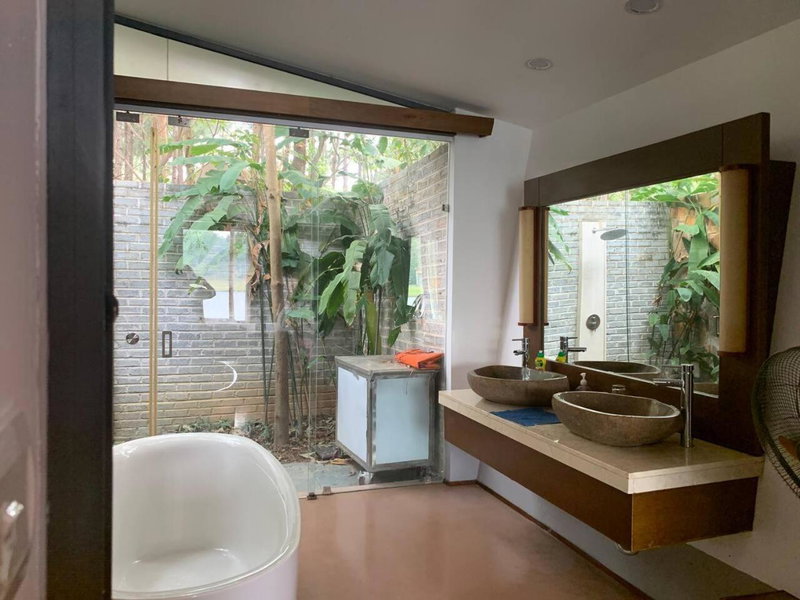BOM HOMES - FLAMIGO ĐẠI LẢI resort- Full Service, Ngọc Quang, Vietnam