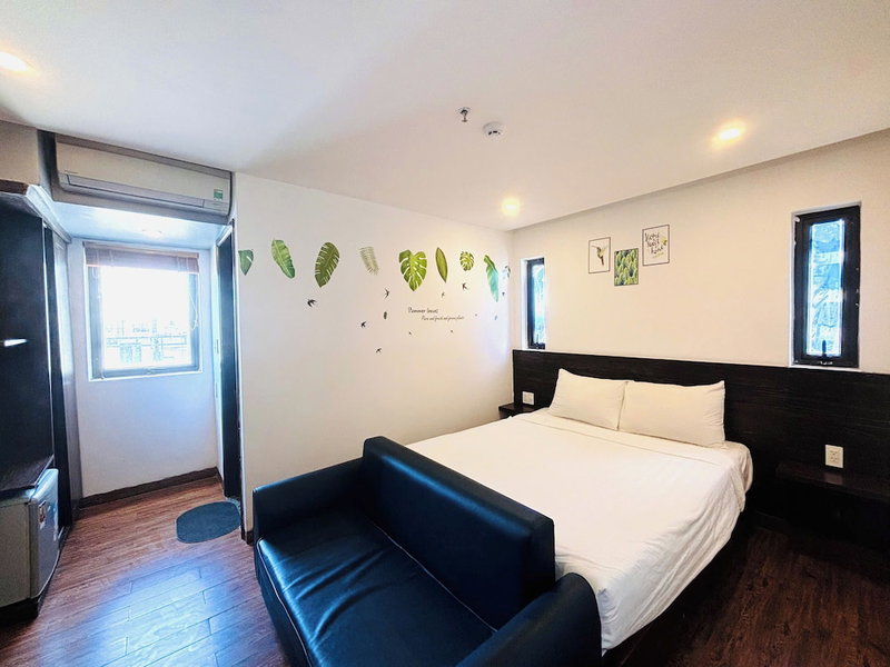 Amis Hotel&Apartment-50m to My Khe Beach, Da Nang, Vietnam