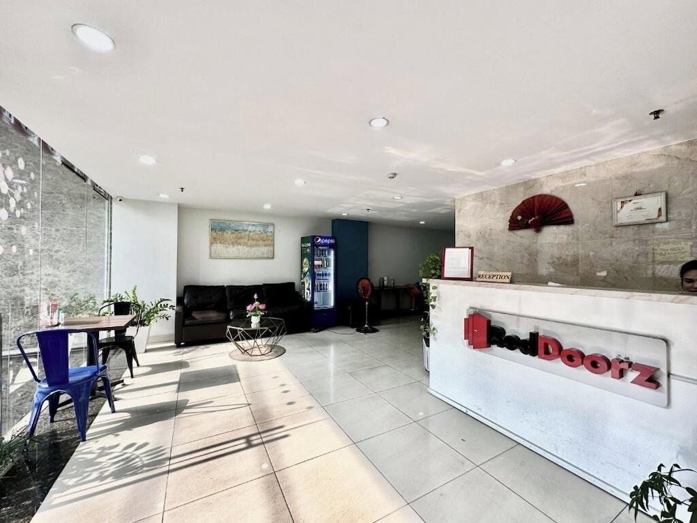 Hotel · RedDoorz The Jade Hotel Than Nhan Trung, Ho Chi Minh