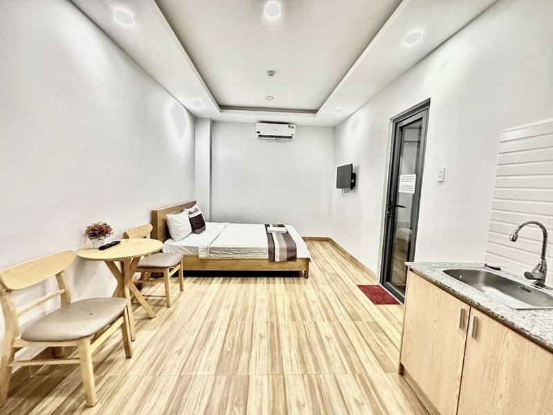 RedDoorz The Jade Hotel Than Nhan Trung, Ho Chi Minh, Vietnam