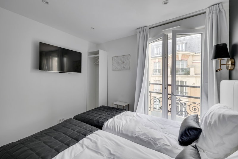 Le Bellevue, Paris, France