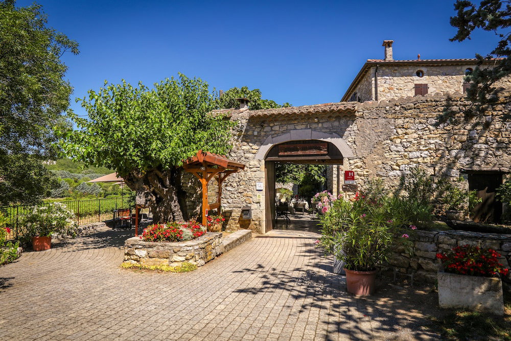 Hotel · Auberge les Murets, Chandolas