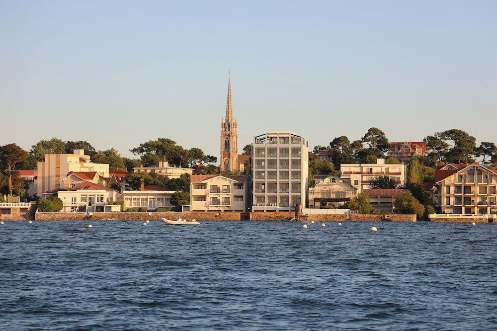 Hotel · Les Vagues Hôtel & Spa, Arcachon