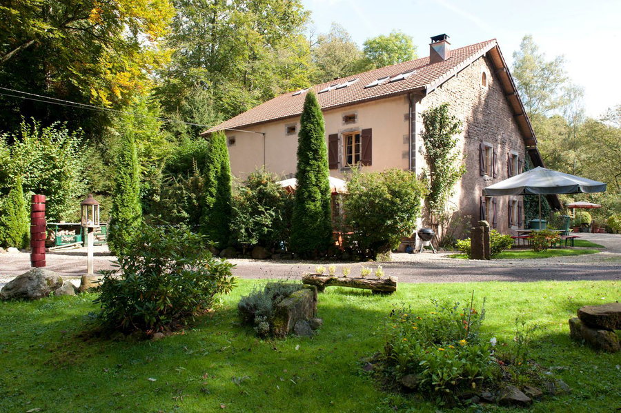 Pas de Deux, Sainte-Marie-en-Chanois, France