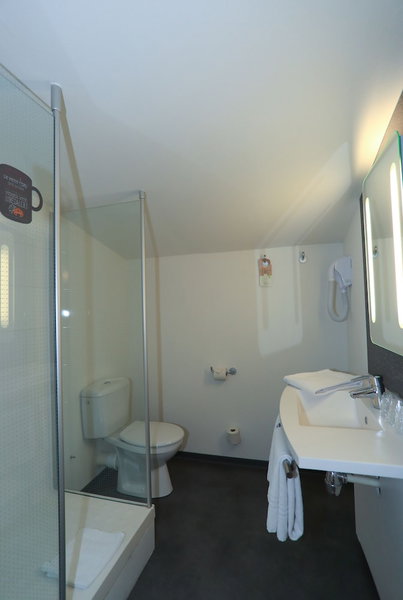 ibis Aurillac, Aurillac, France