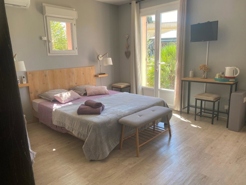 Vaucluse Guesthouse, Bollène, France