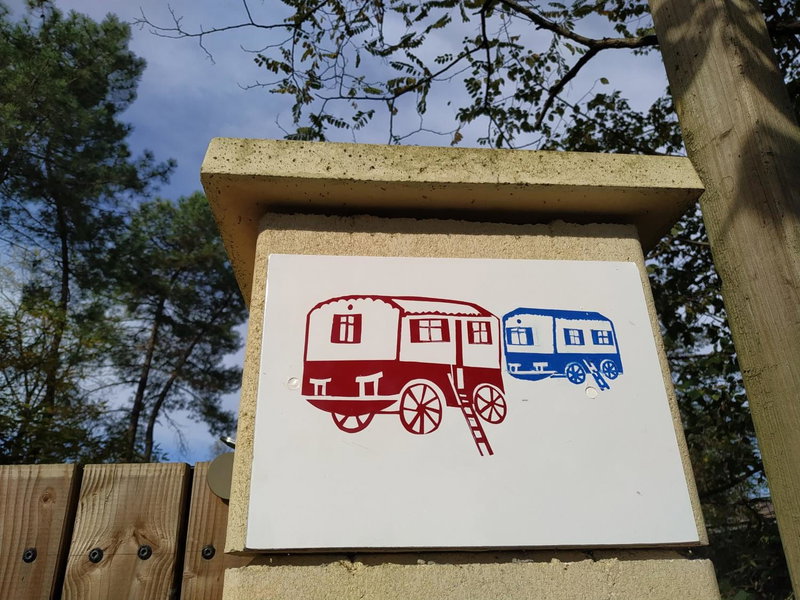 Les roulottes Vesta, Léognan, France
