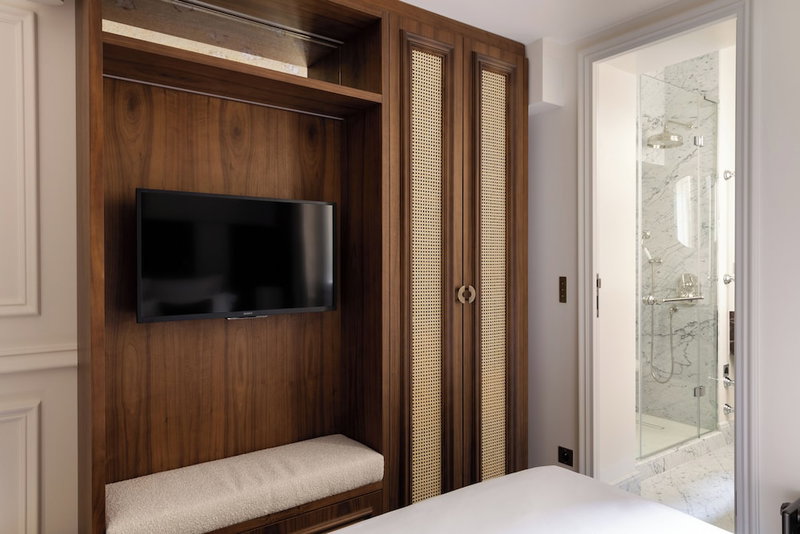 HIGHSTAY - Luxury Serviced Apartments - Place des Victoires, Paris, France
