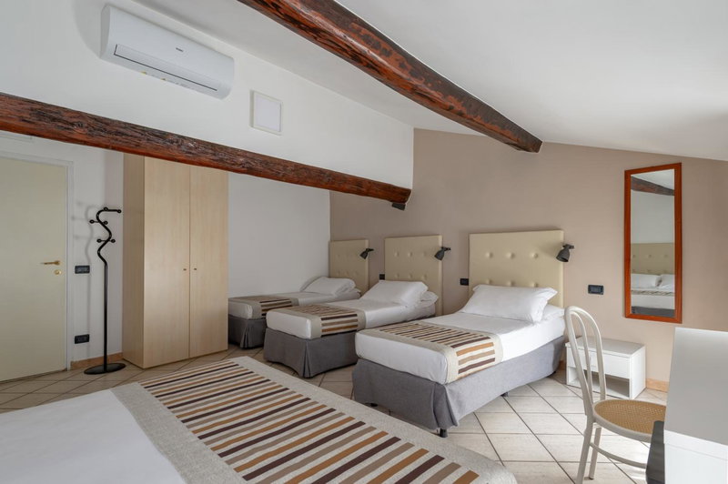 Antico Residence, MantegnaHotels, Mantova, Italy