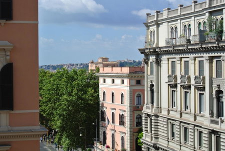 Le Petit Real, Rome, Italy