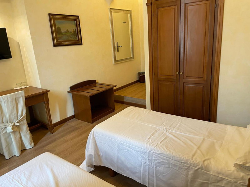 Le Petit Real, Rome, Italy