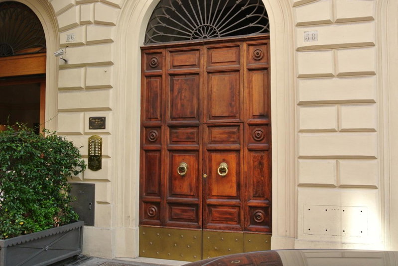 Le Petit Real, Rome, Italy
