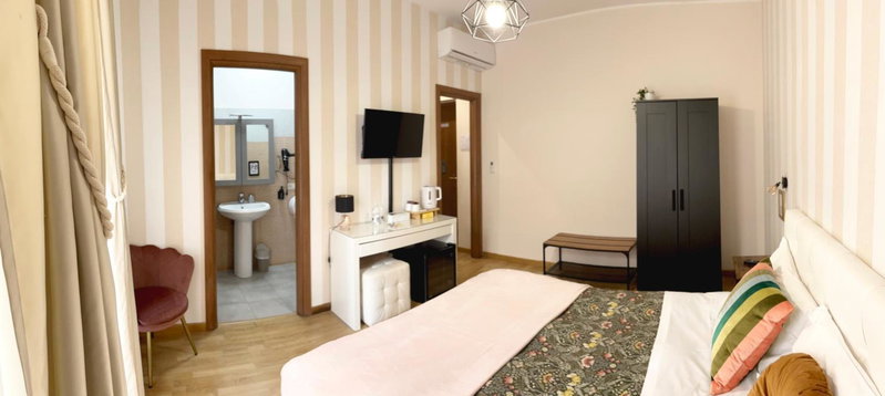 Monti49 GuestHouse, Rome, Italy