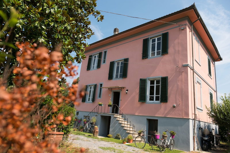 Villa Sunrise, Lucca, Italy