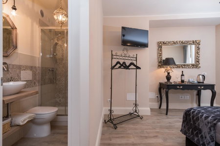 Pistoia Luxury Suite, Pistoia, Italy
