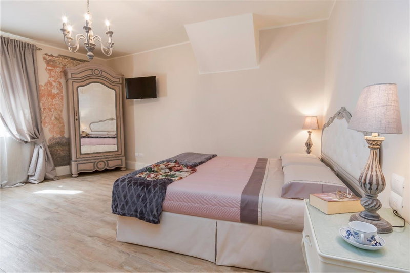 Pistoia Luxury Suite, Pistoia, Italy