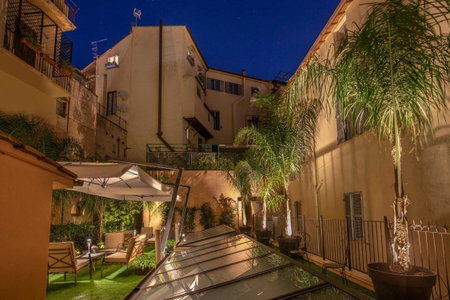 Hotel La Place Roma, Rome, Italy