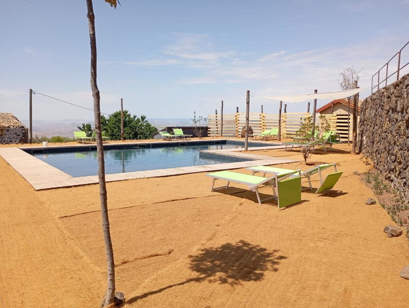 PODERE DELL'ETNA SEGRETA - Essential Nature Hotel & Glamping, Biancavilla, Italy
