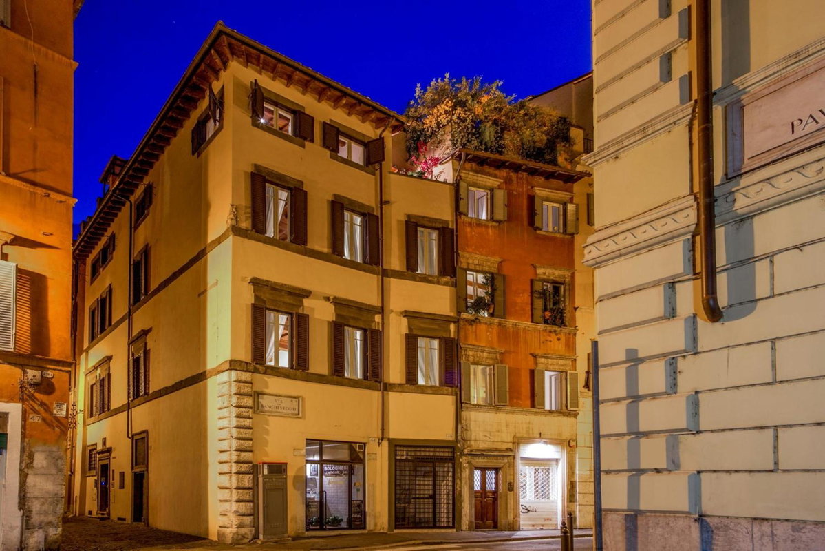 Palazzo Medusa, Italy