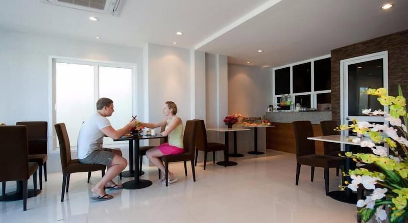 LaXenia, Karon, Thailand