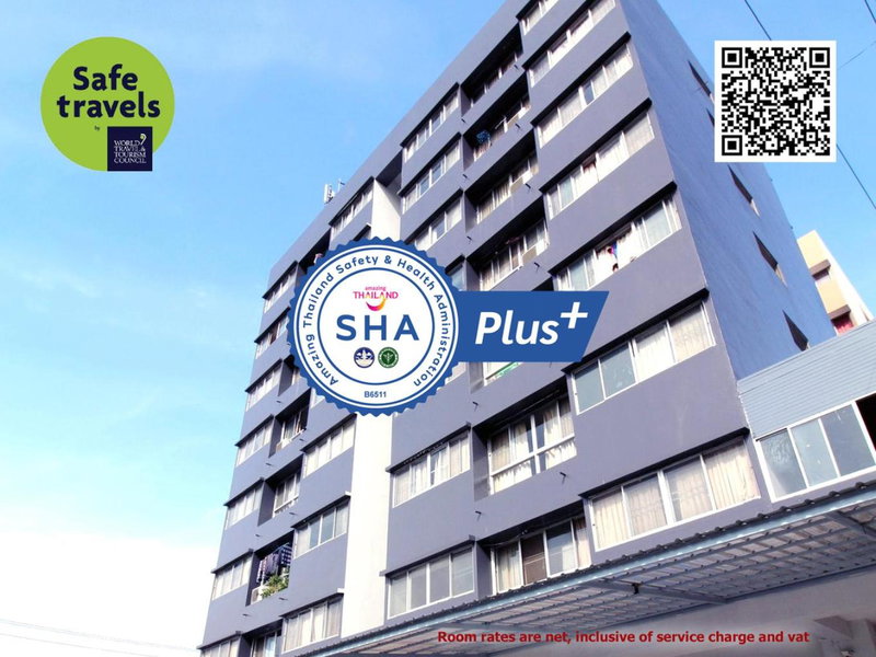 Lee Place Phatthanakan Condo, Bangkok, Thailand
