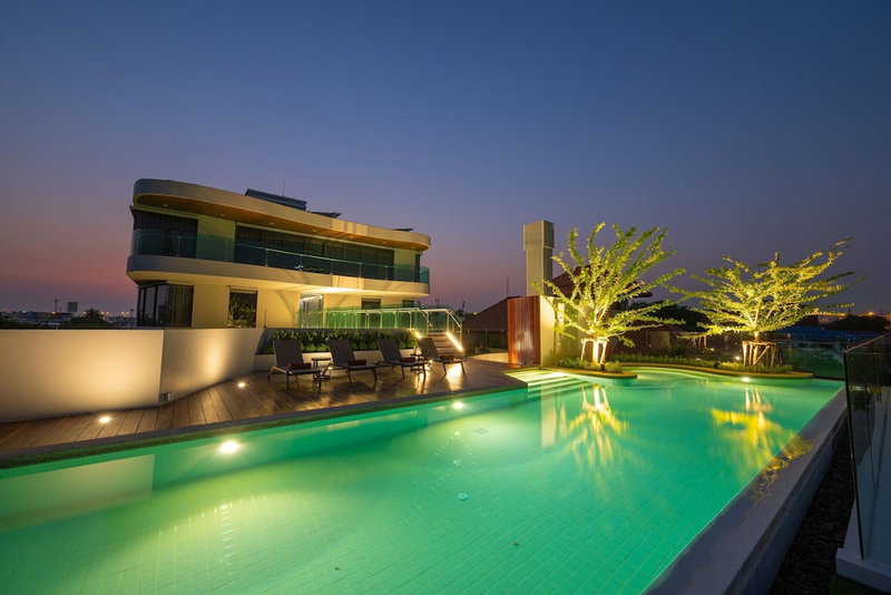 We Hotel Riverfront, Bangkok, Thailand