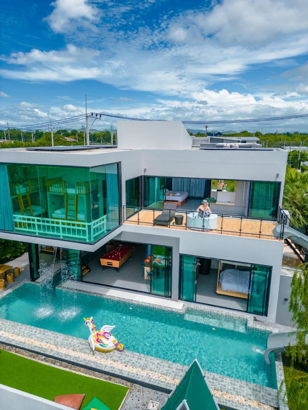 Holiday Sunset Private Pool Villa, Thailand