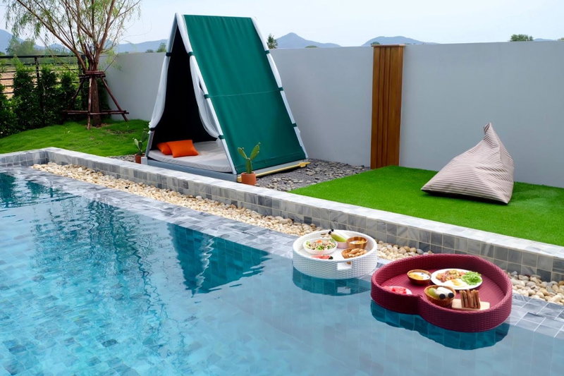 Holiday Sunset Private Pool Villa, Hua Hin, Thailand