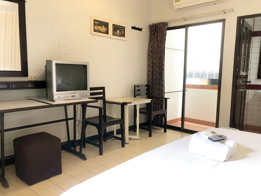 Hotel · Sutus Court 7, Pattaya