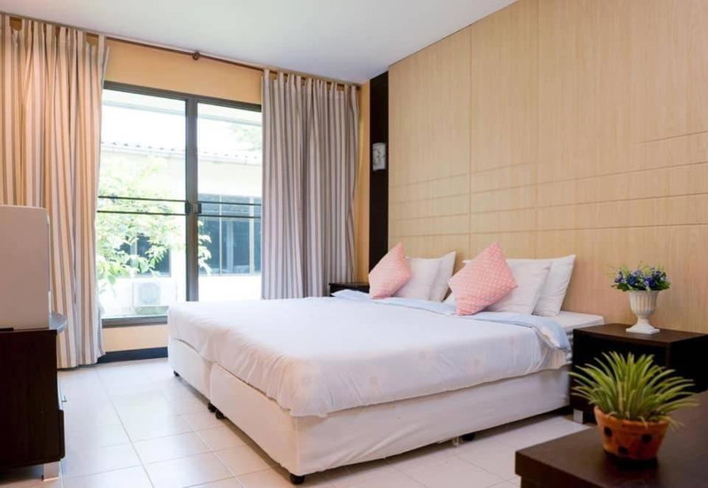 ทิลแลนด์เซีย รีสอร์ท, Thanya Buri, Thailand