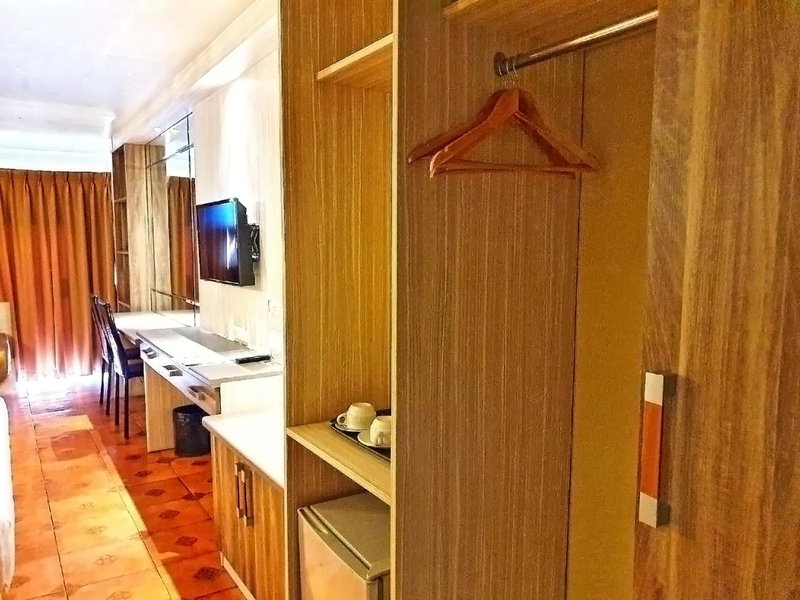 The Montana Lodge-Sathorn, Bangkok, Thailand