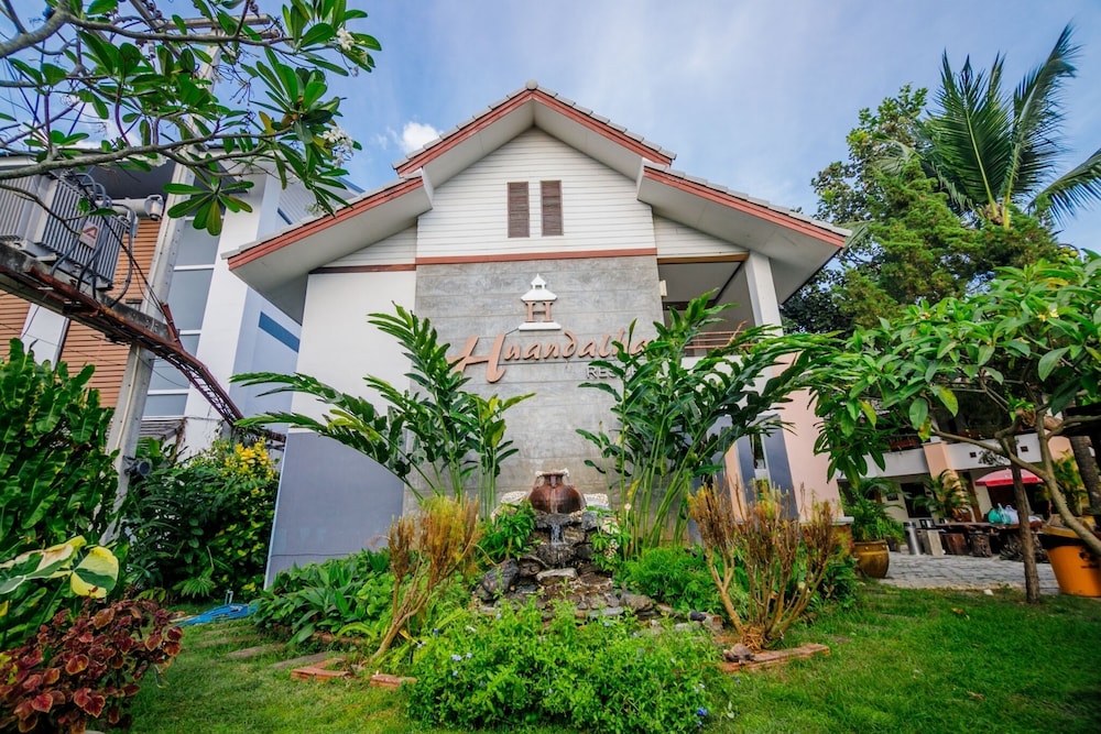 Hotel · Huandalha Resort Lumphun, Lamphun