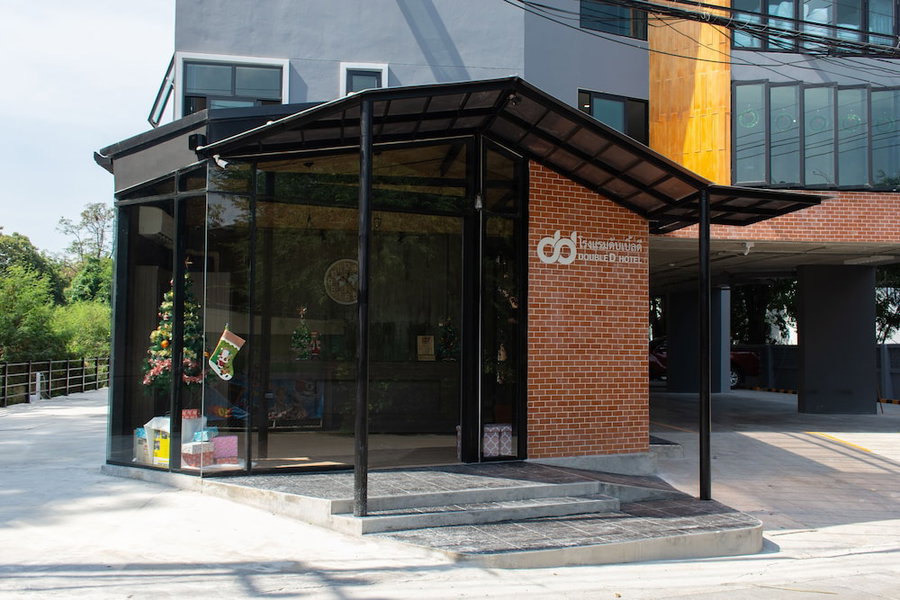 Double D Hotel, Pak Kret, Thailand