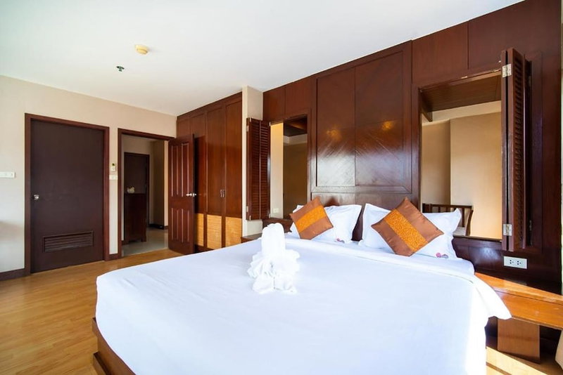 Patong Tower Beach Apartment By Seesea, Patong, Thailand