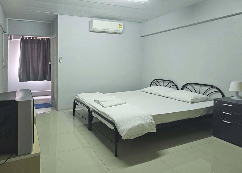 Toucan Bed And Cafe, Bang Sao Thong, Thailand