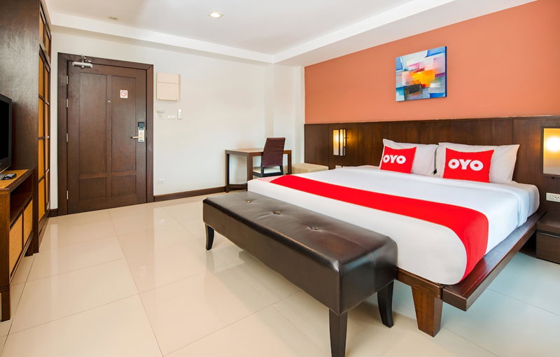 OYO 241 Ratana Hotel Sakdidet, Bataypora, Thailand
